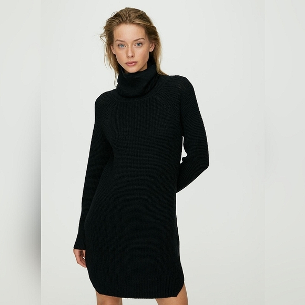 Aritzia Wilfred Free Bianca Knit sweater Dress mini dress black size XS